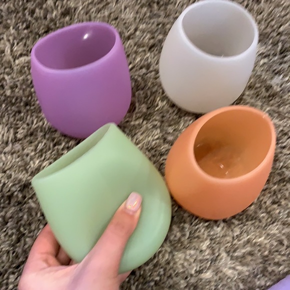 Rubber waterproof wine glass/drinking cup - Picture 3 of 3